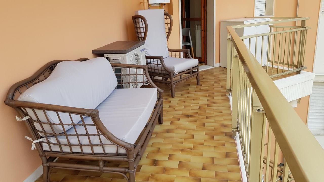 Appartement Casalmare Via Asse à Vintimille Extérieur photo
